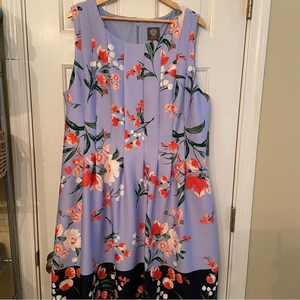 NWT‎ Vince Camuto blue floral fit and flare dress Size 22W